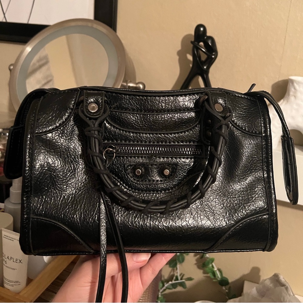 Miss Lola City Le Cagole Inspired Crossbody Bag in Black